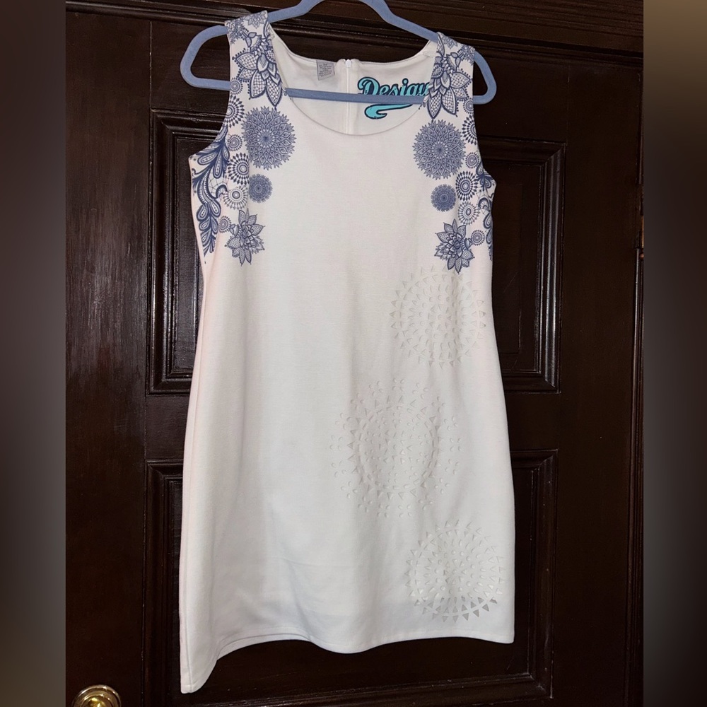 Desigual 100% Cotton White & Blue with cut out geometric pattern.